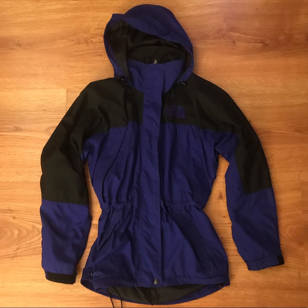 The North Face Rain Jacket - Throwback - image 1